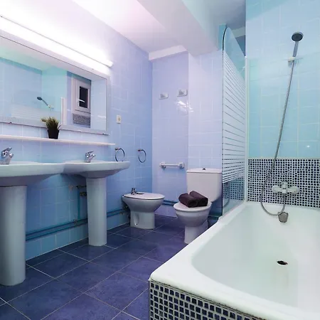 Aquamar Planet Costa Dorada Only Families Апартаменты