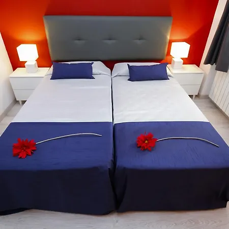 Апартаменты Aquamar Planet Costa Dorada Only Families *