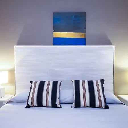 Апартаменты Aquamar Planet Costa Dorada Only Families *